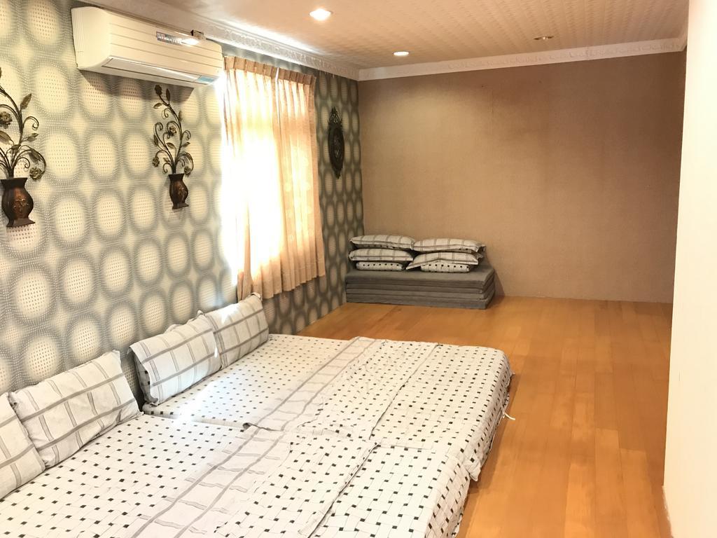 Hefeng Ting Homestay Hengchun South Gate Exterior photo